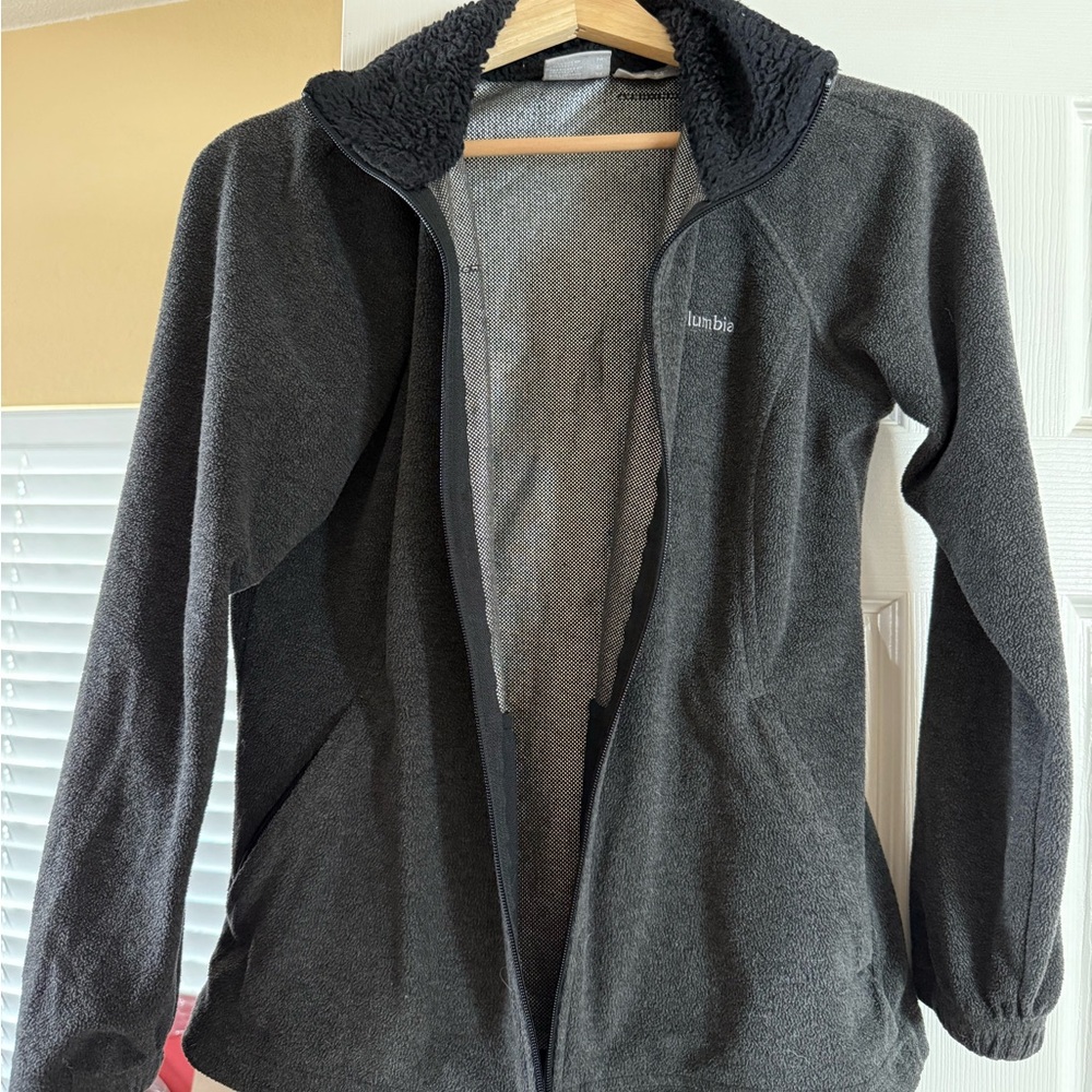 Columbia Gray Fleece Jacket